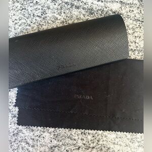 PRADA Saffiano Black Textured Glasses Case hard shell slim fit lense wipe